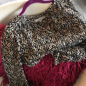 Cute leopard print top 🐯